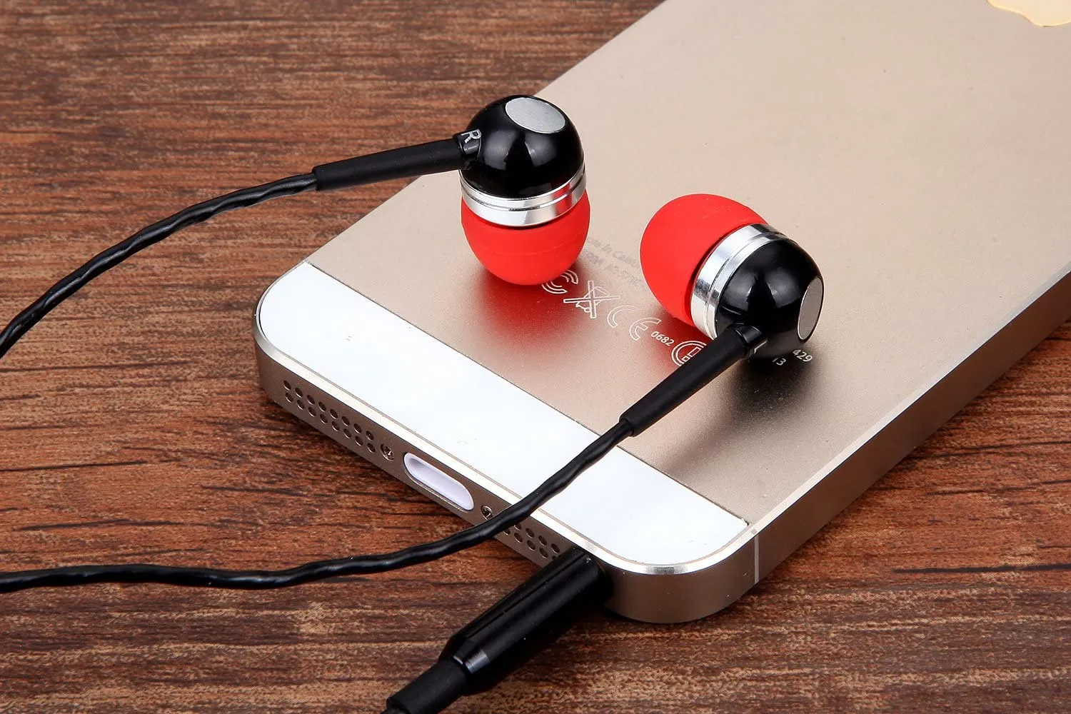 Betron RK300 In-Ear Sport Earphone, Deep Bass and High Sensitivity for iPhone, iPad and Mp3 Players