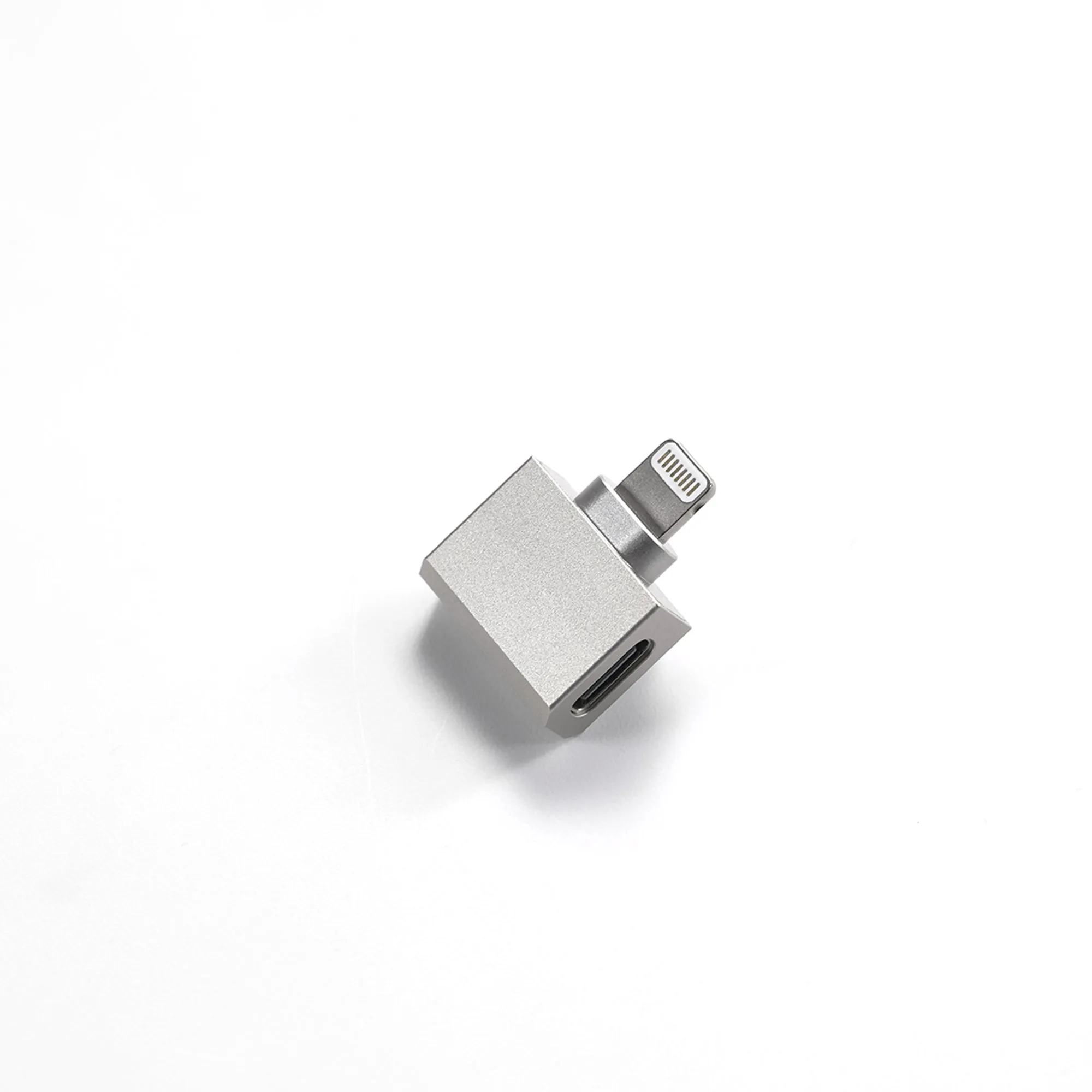 ddHiFi TC28i M2 Lightning to USB-C OTG Adapter